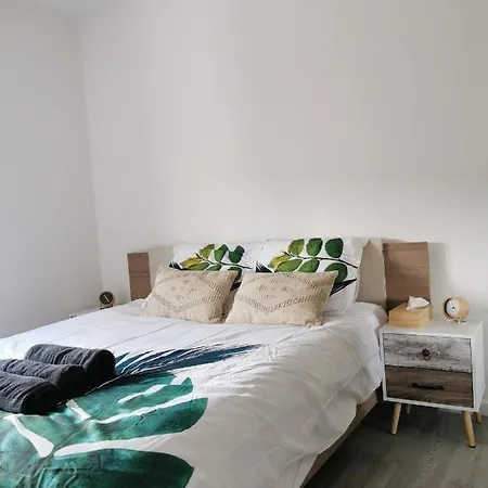 Athome - Appart-hotel With Private Parking 3*