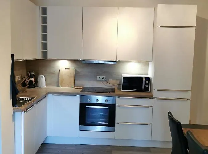 Athome - Appart-hotel With Private Parking Appart hôtel