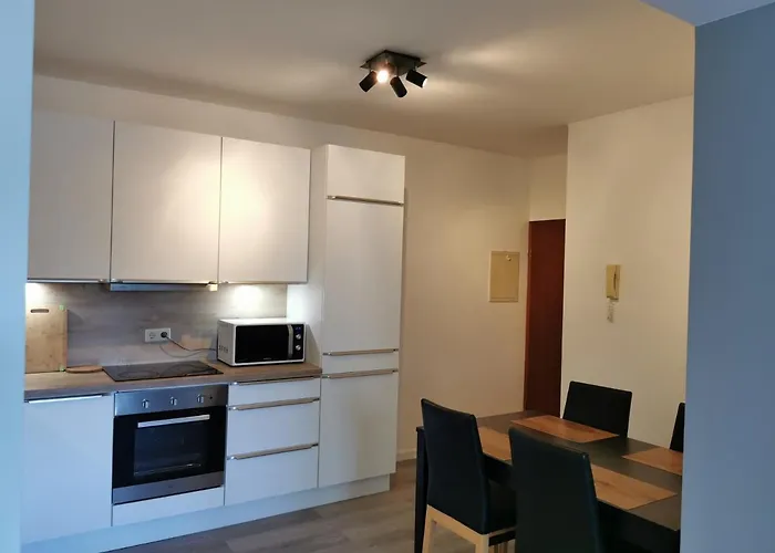 Athome - Appart-hotel With Private Parking Appart hôtel